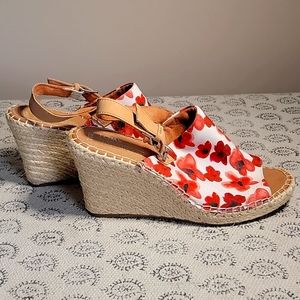 Tom's Espadrilles/Wedges Size 9.5